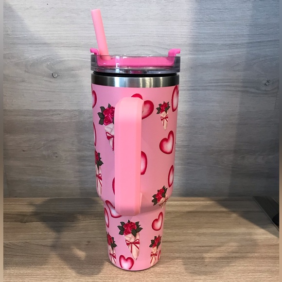 New heart🩷 40oz Stainless Steel Tumbler/Cup Pink Hearts - Picture 2 of 8